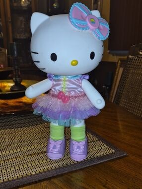 Hello Kitty Princess Doll